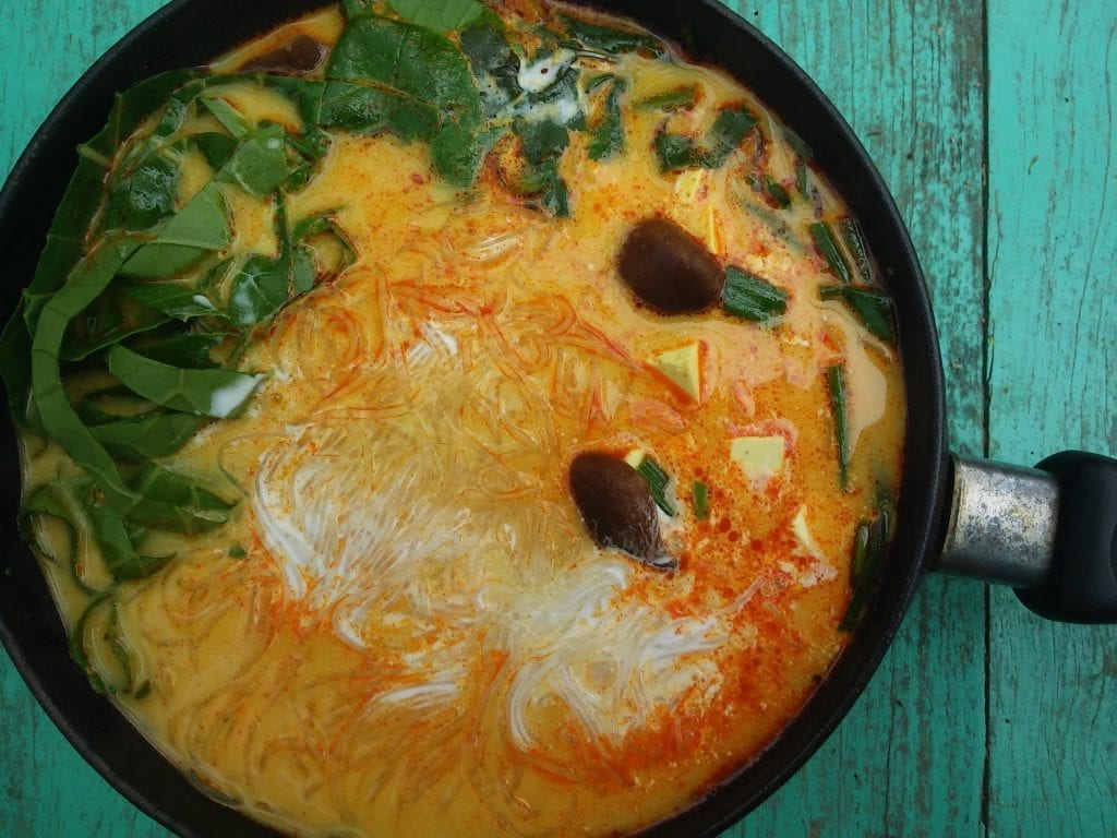 מרק קארי תאילנדי טבעוני