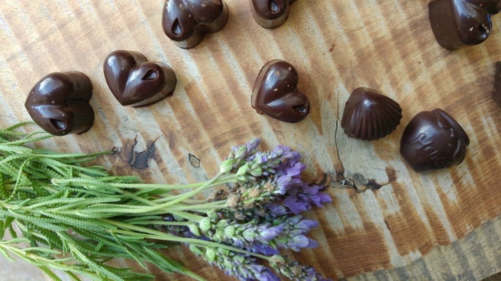 שוקולד ביתי טבעוני ללא סוכר