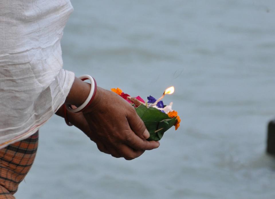 פטריות טיקה מסאלה פטריות צלויות בקארי הודי של עגבניות וקשיו