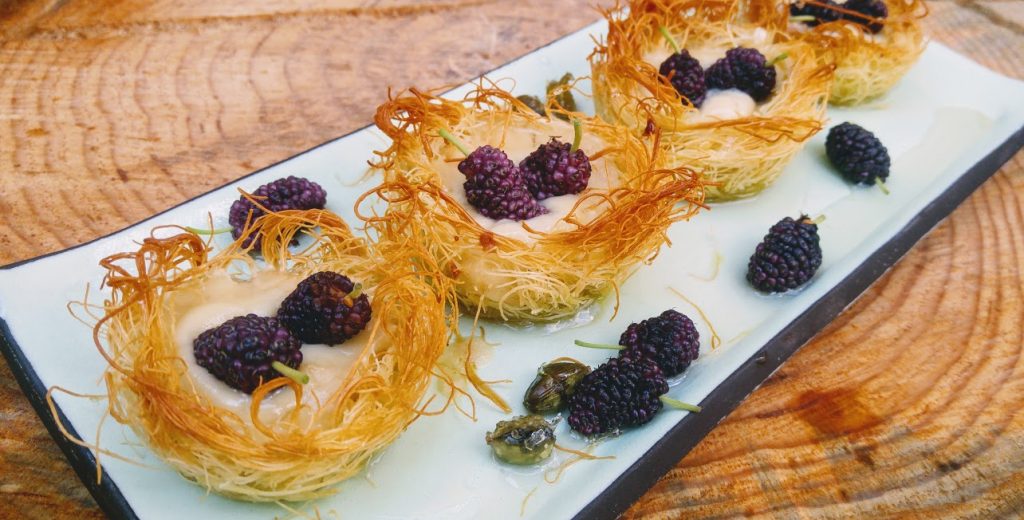 סלסילות קדאיף קרם שקדים טבעוני ותות עץ