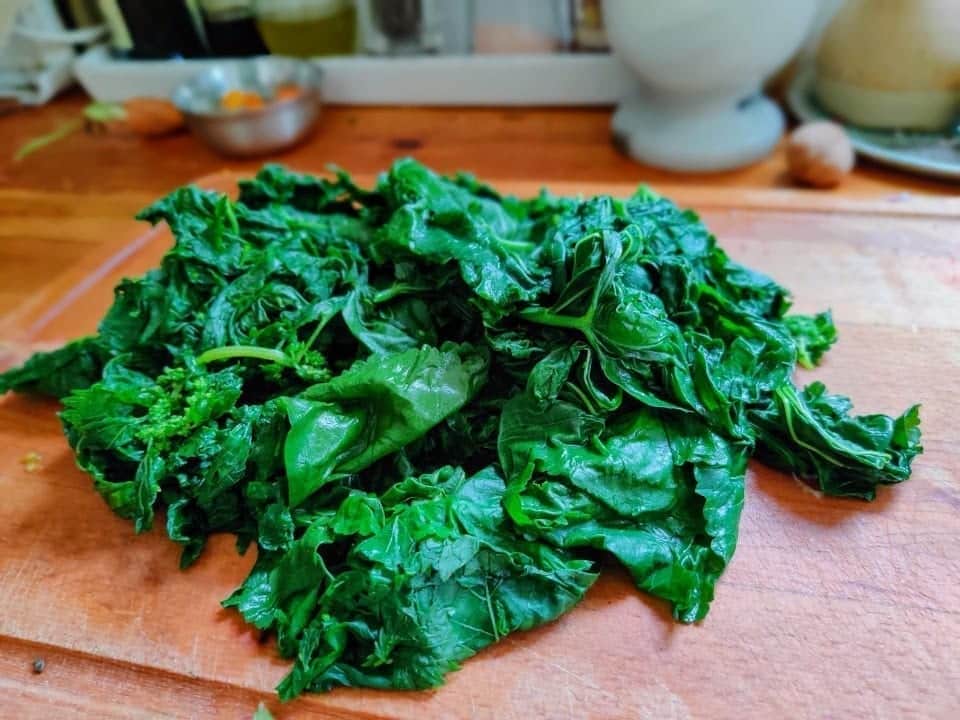 קציצות חוביזה וסרפד