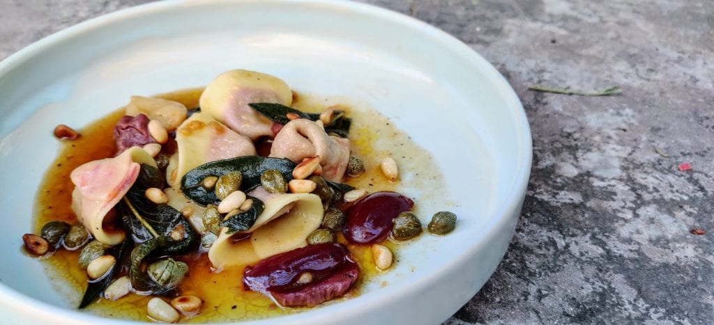 צלף פסטה ברוטב שמן זית מרווה צלפים