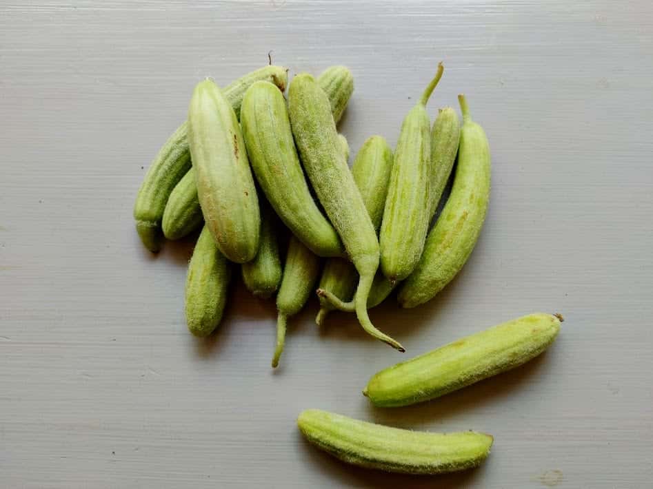 סלט פאקוס ושקדים ירוקים