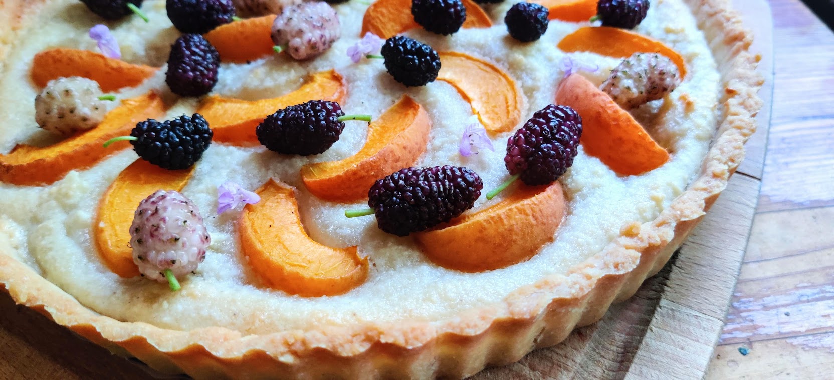 טארט משמש שקדים מתכון לשבועות